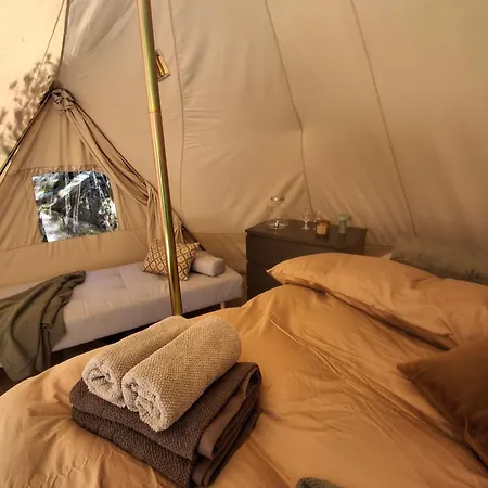 Glamping